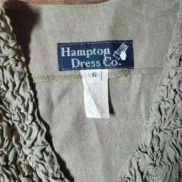 Vintage 1980s Hamptons Dress CO. Gray Zip-up Ruffle Vest Size 6 - Picture 3 of 6